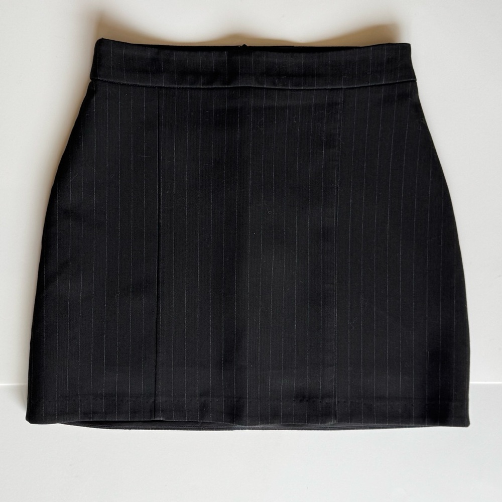 Bebe Mini Skirt Black Pinstripe Career Basic